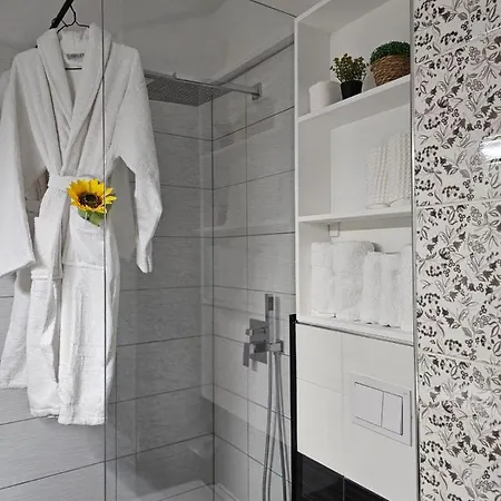 Parkside - Air Albania View Apartamento Tirana