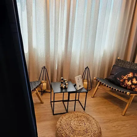 Apartamento Parkside - Air Albania View Tirana