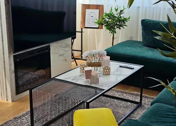 Apartman Parkside - Air Albania View