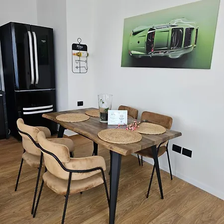 Apartman Parkside - Air Albania View *