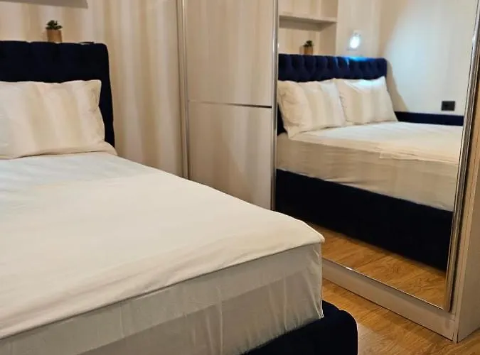 Parkside - Air Albania View *