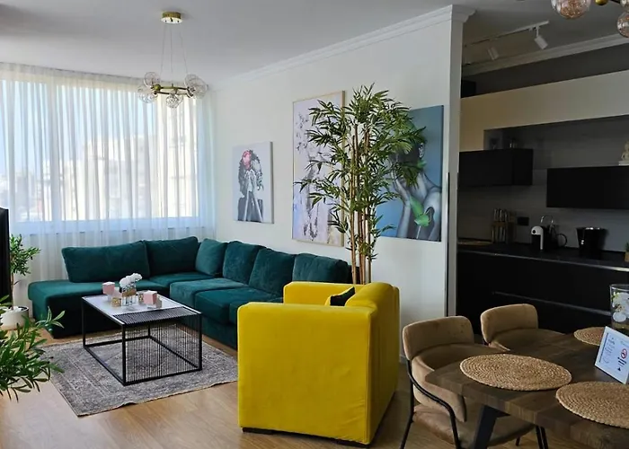 Parkside - Air Albania View * Tirana