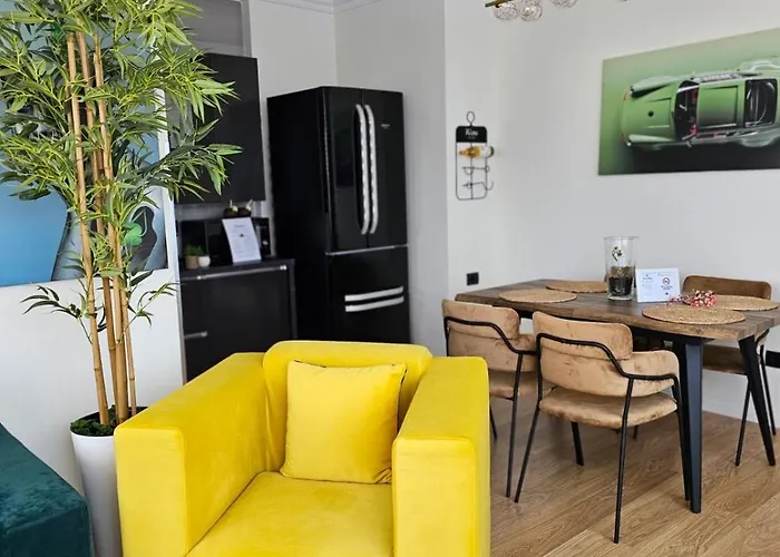 Apartment Parkside - Air Albania View