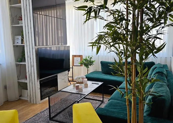 Apartment Parkside - Air Albania View Tirana